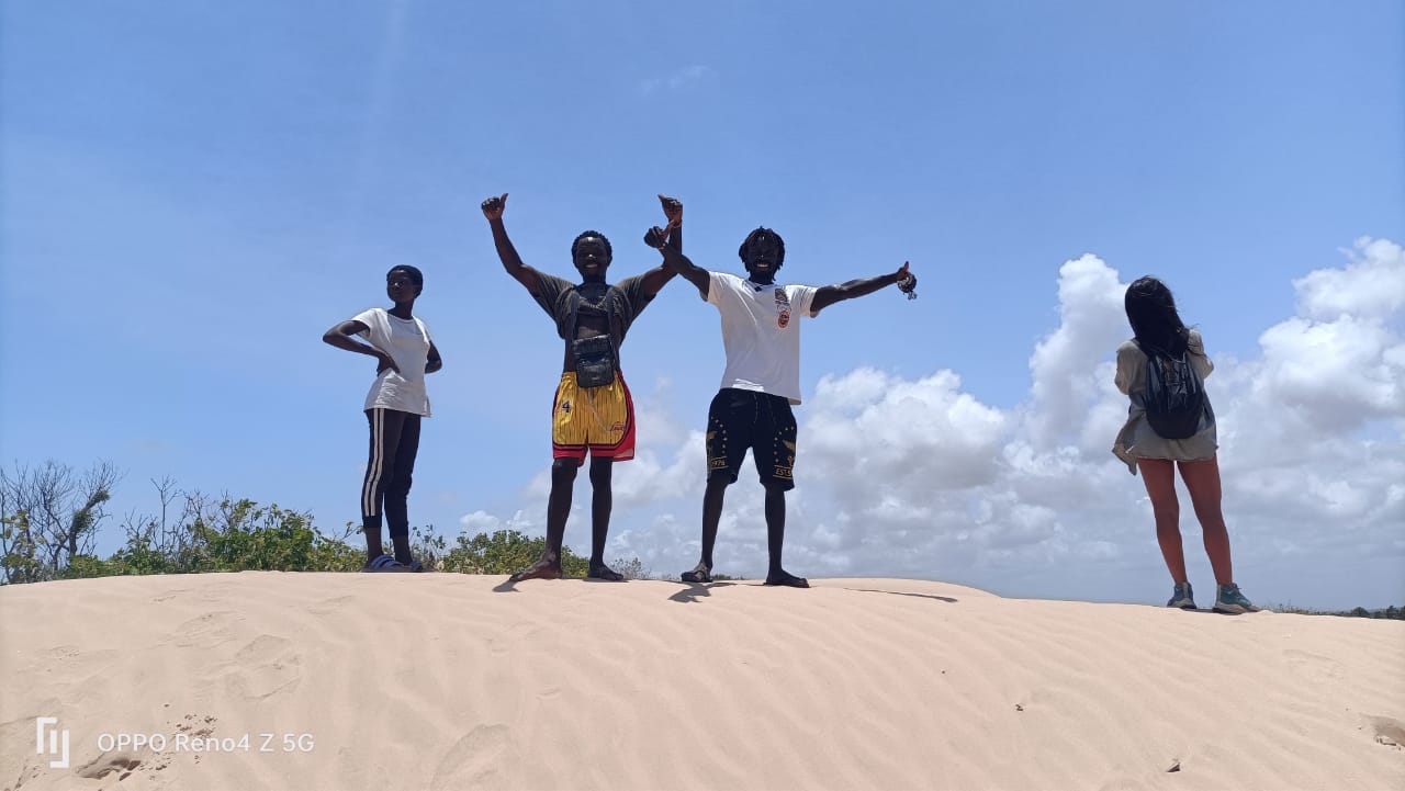 Safari Horizon Vacation Package: Transfers, Accommodation, and Amazing Adventures!